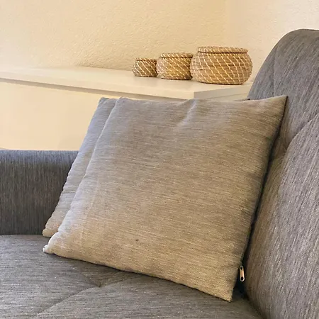 Bright & Fully Furnished Flat In شقة *