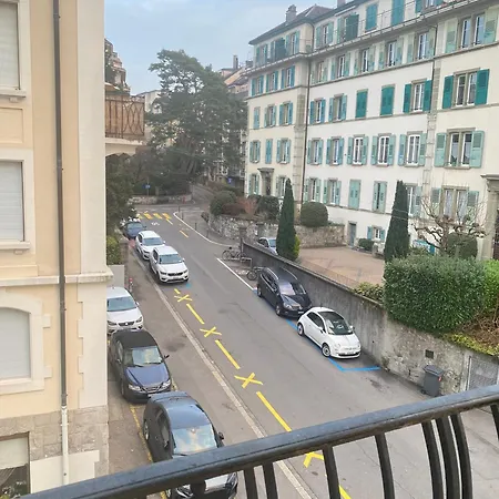 Apartman Bright & Fully Furnished Flat In *