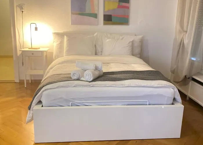 Bright & Fully Furnished Flat In Apartment Lausanne