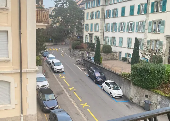 Apartment Bright & Fully Furnished Flat In *