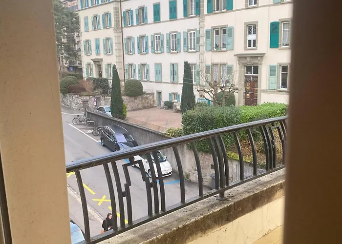 Bright & Fully Furnished Flat In * Lausanne